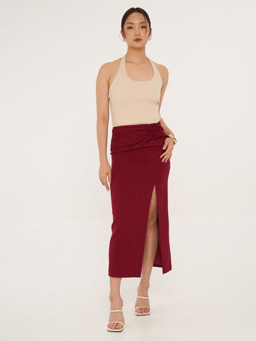 Side Slit Midi Skirt With Rose Detailed