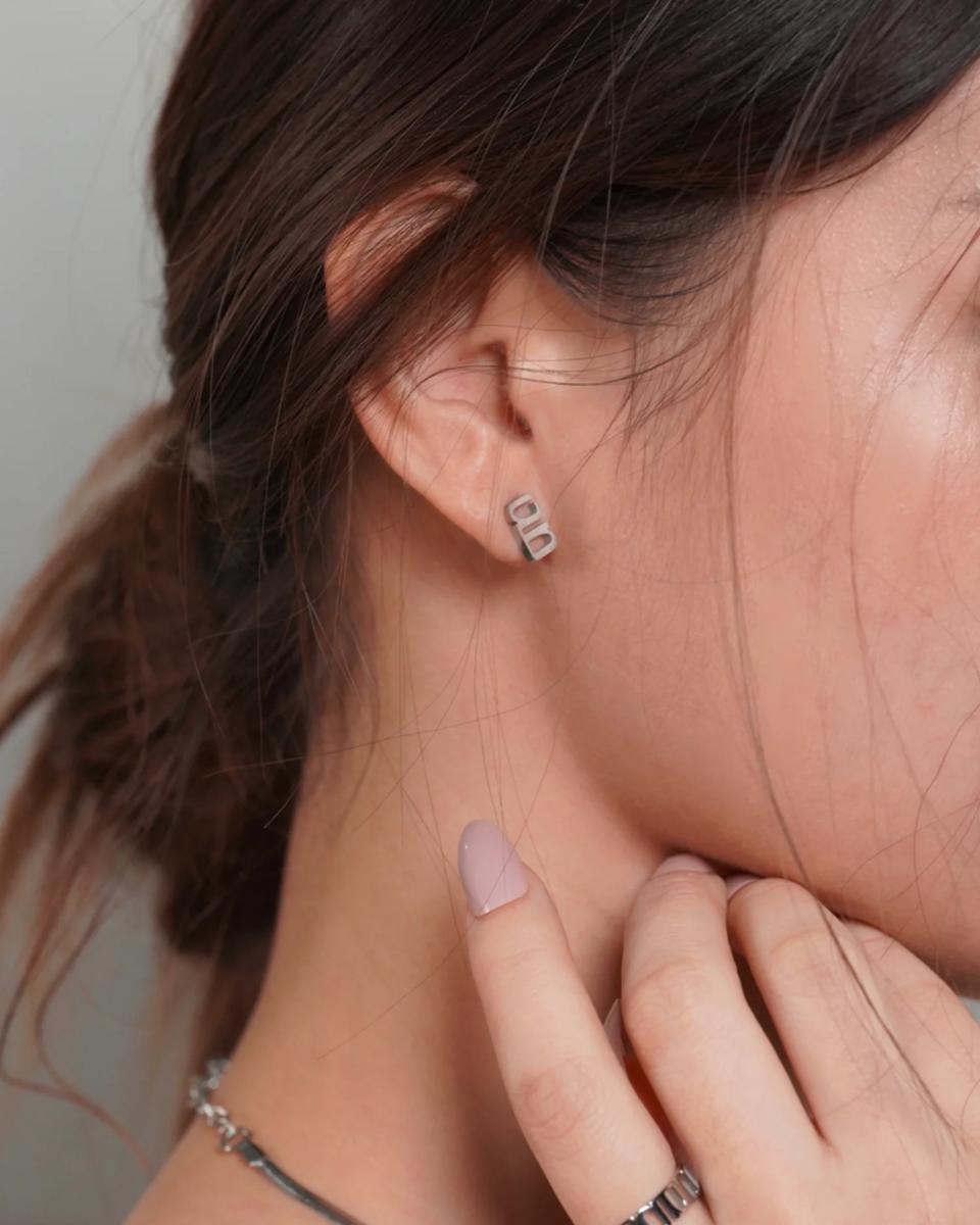 GUNG - Iconic Silver Stud Earrings
