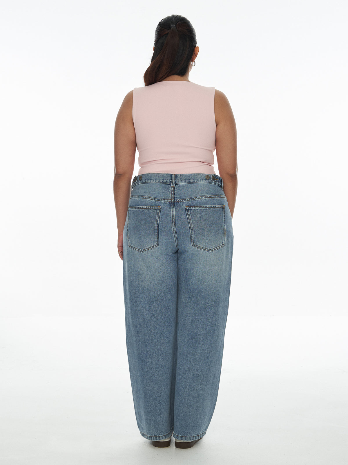 SupraSoft™ Basic Padded V-Neck Crop Top
