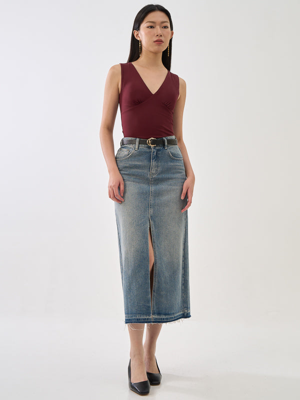 SupraSoft™ Basic Padded V-Neck Crop Top
