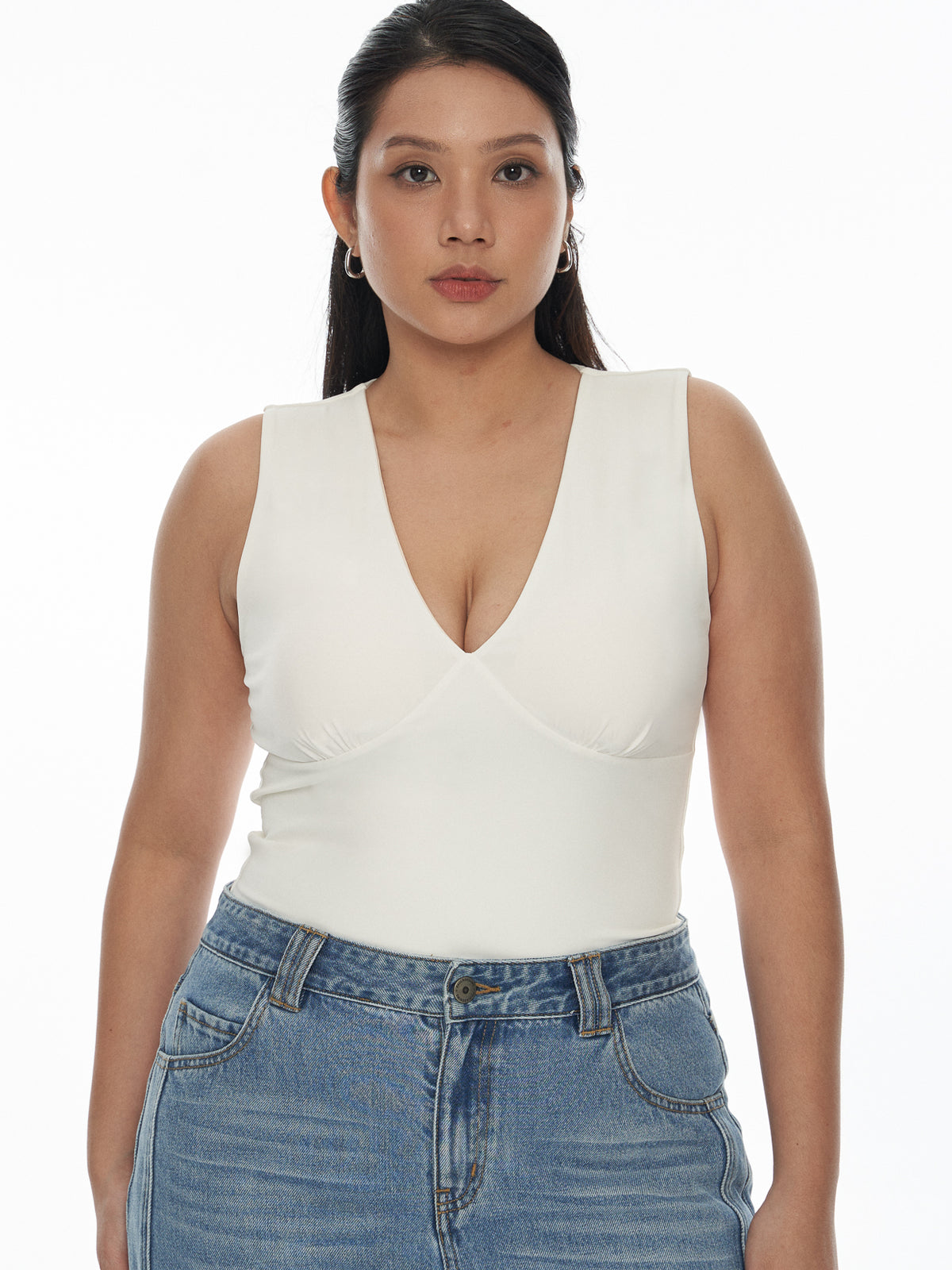 SupraSoft™ Basic Padded V-Neck Crop Top