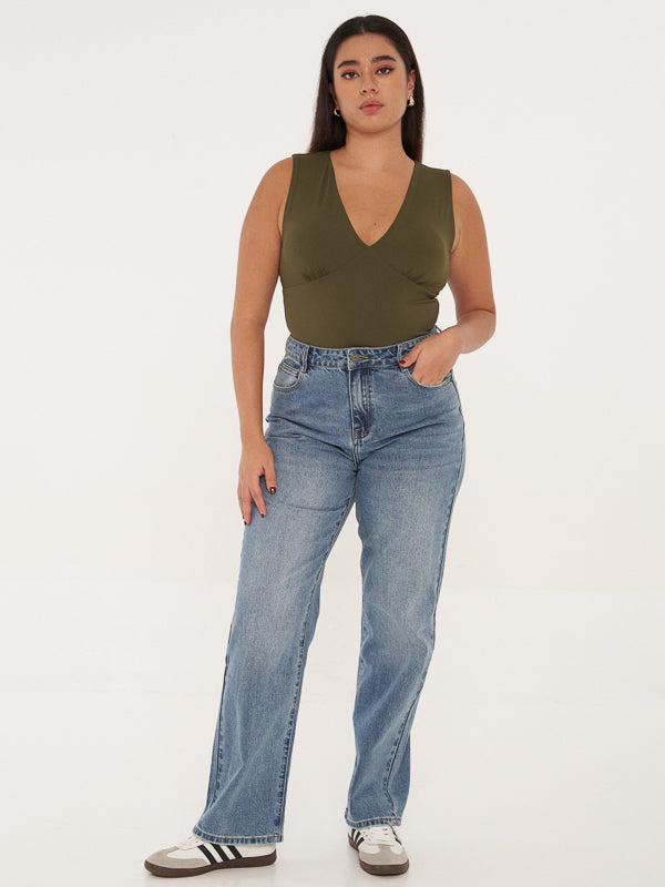 SupraSoft™ Basic Padded V-Neck Crop Top