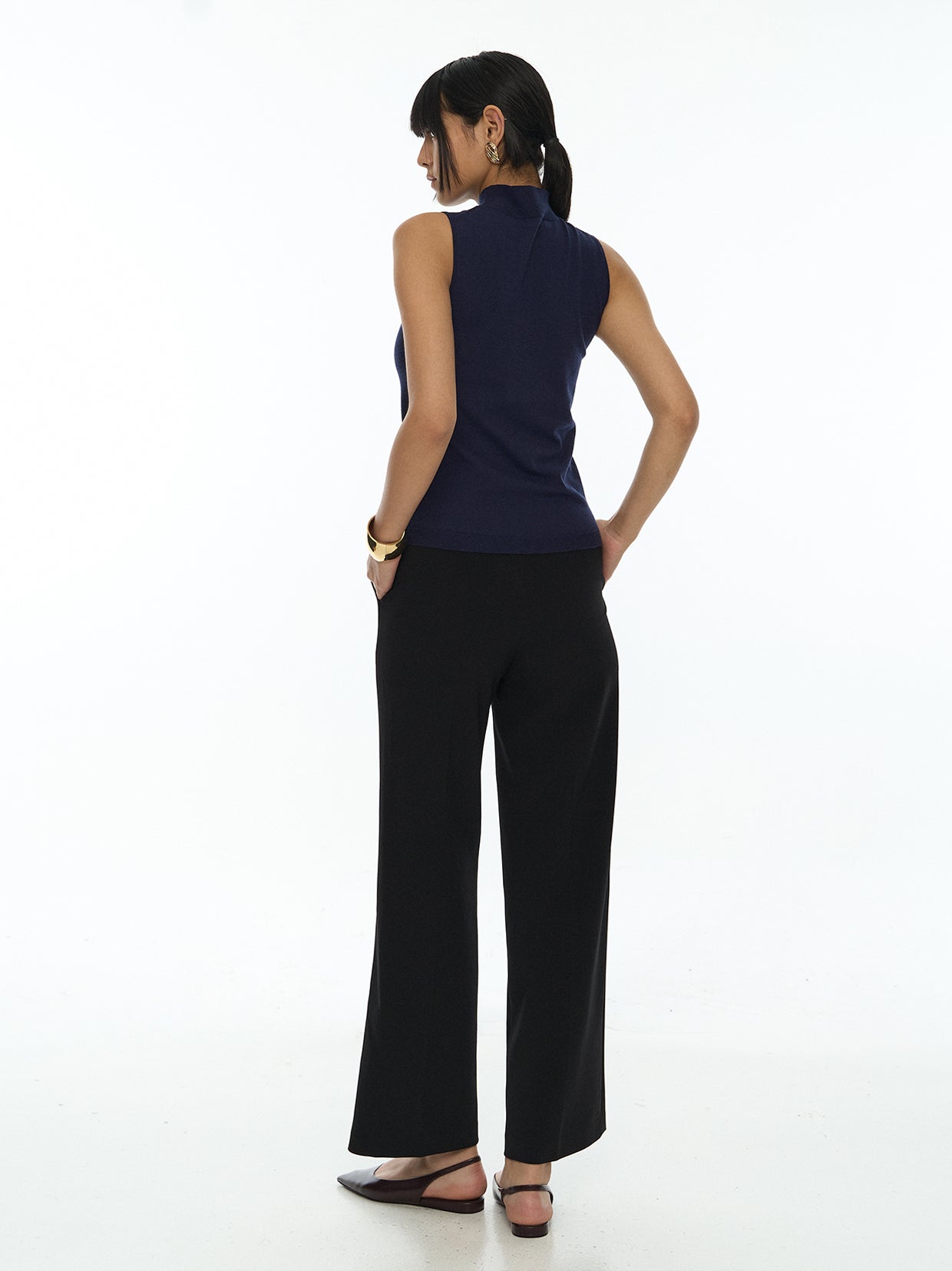 Mock Neck Sleeveless Knit Top