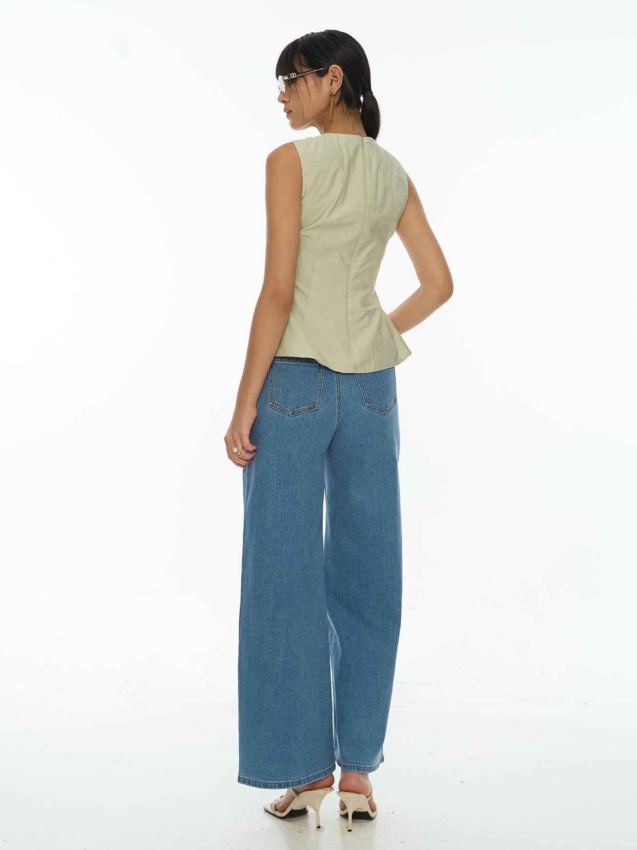 Front Gathered V-Neck Top