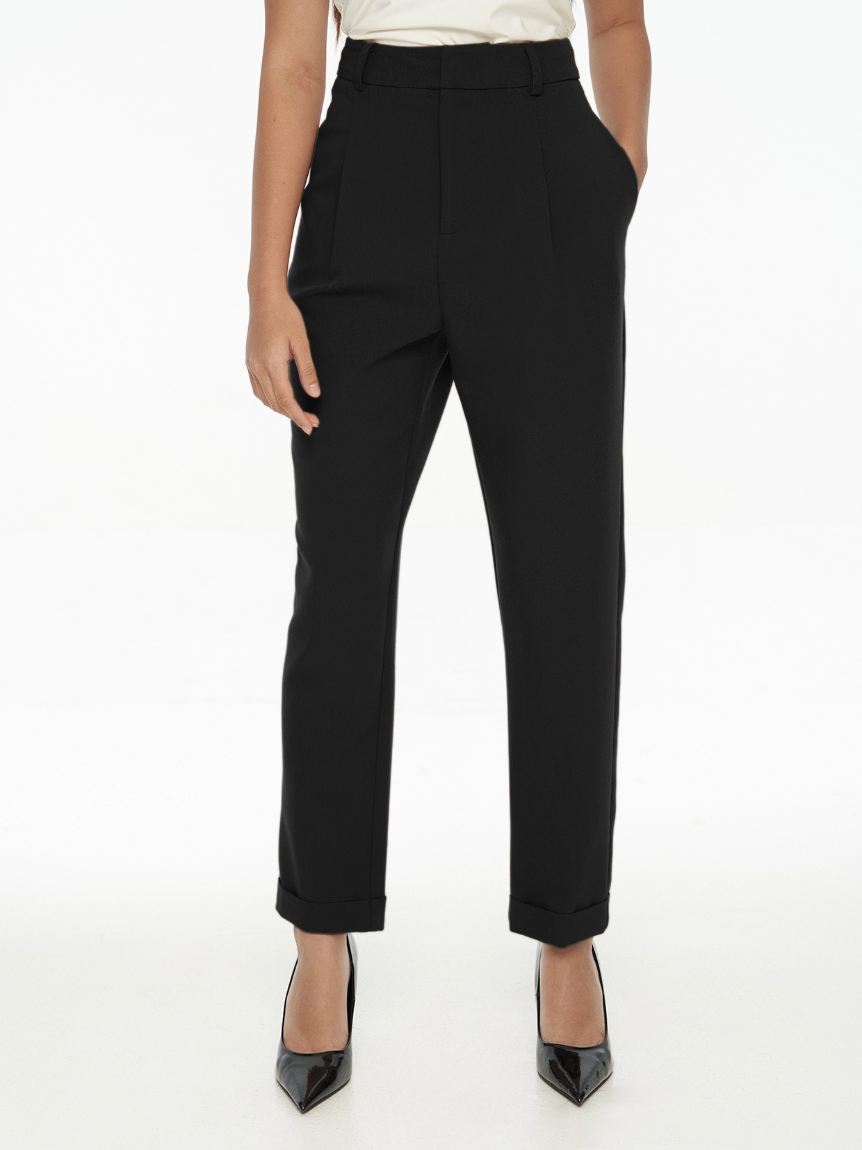 Chriselle Tailored Pants-Black