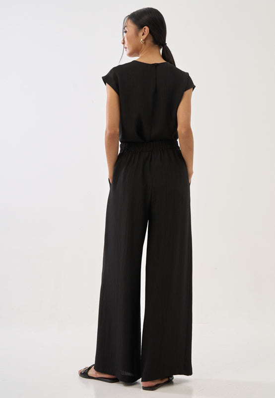 Pleated Straight Leg Pants