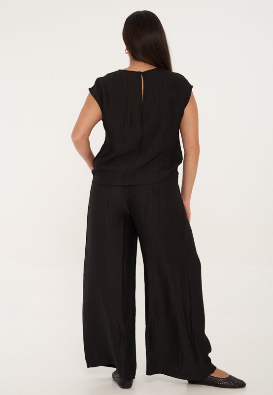 Pleated Straight Leg Pants