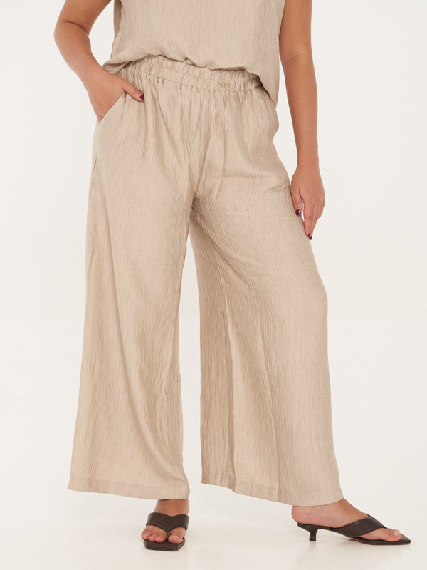 Pleated Straight Leg Pants