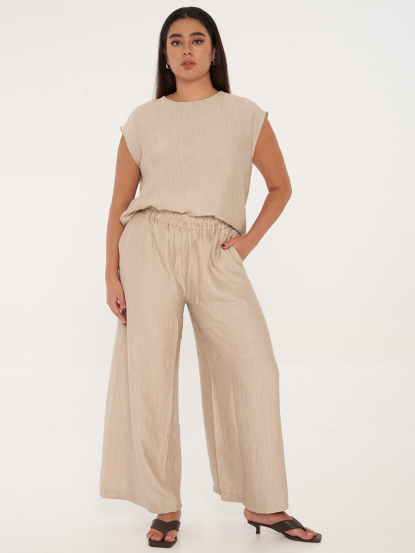 Pleated Straight Leg Pants