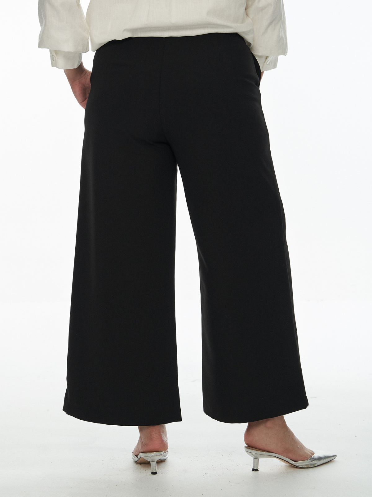 Tailored Straight Cut Pants