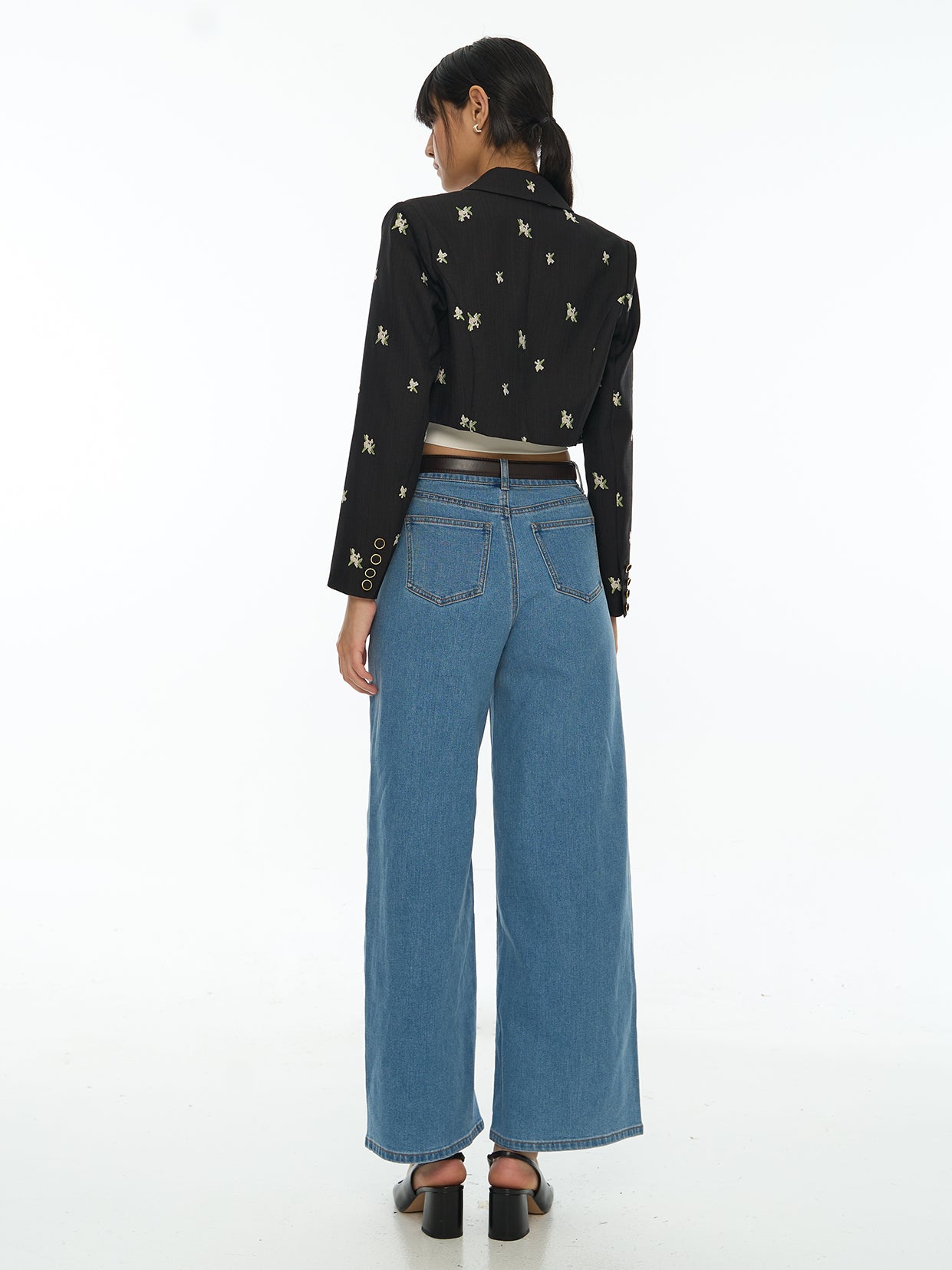 Floral-Embroidered Cropped Blazer