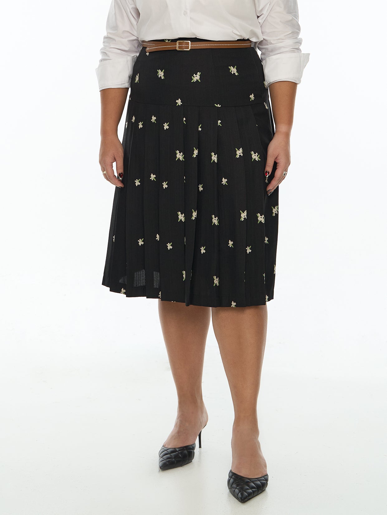Floral-Embroidered Pleated Skirt