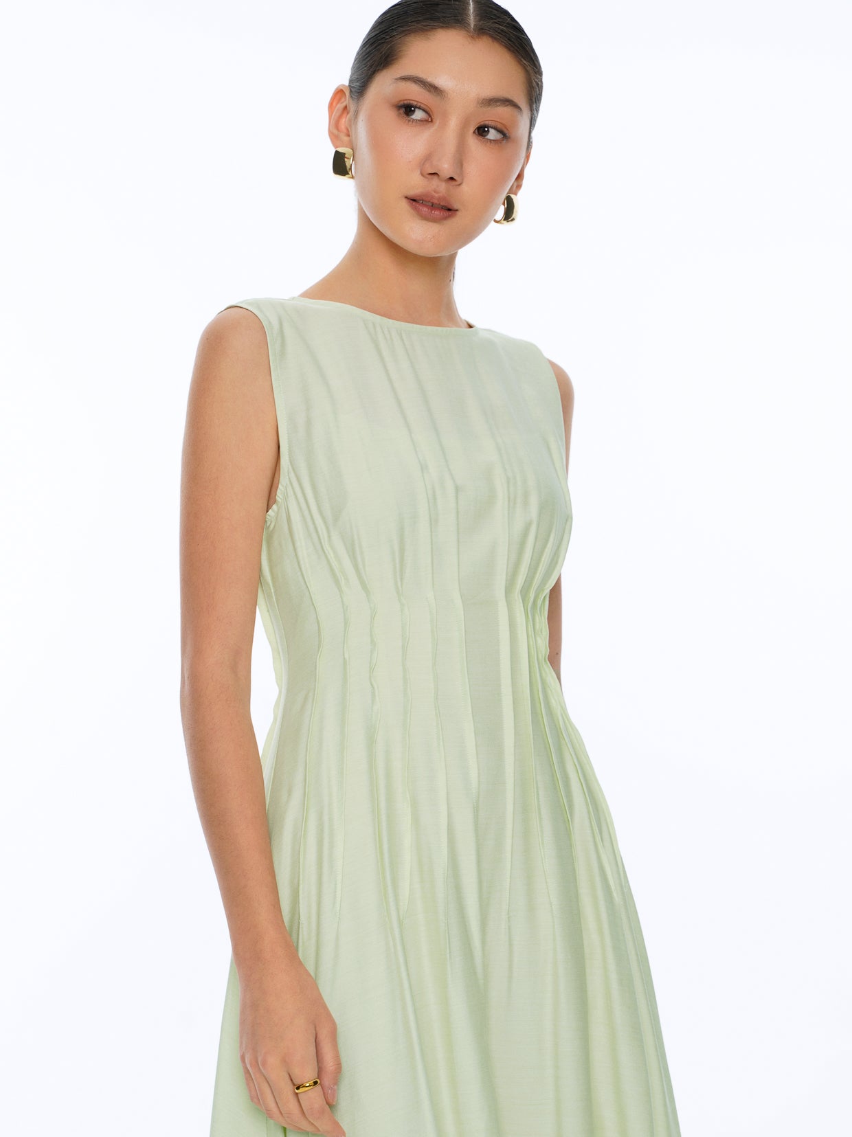 Sleeveless Pleated Maxi Dress