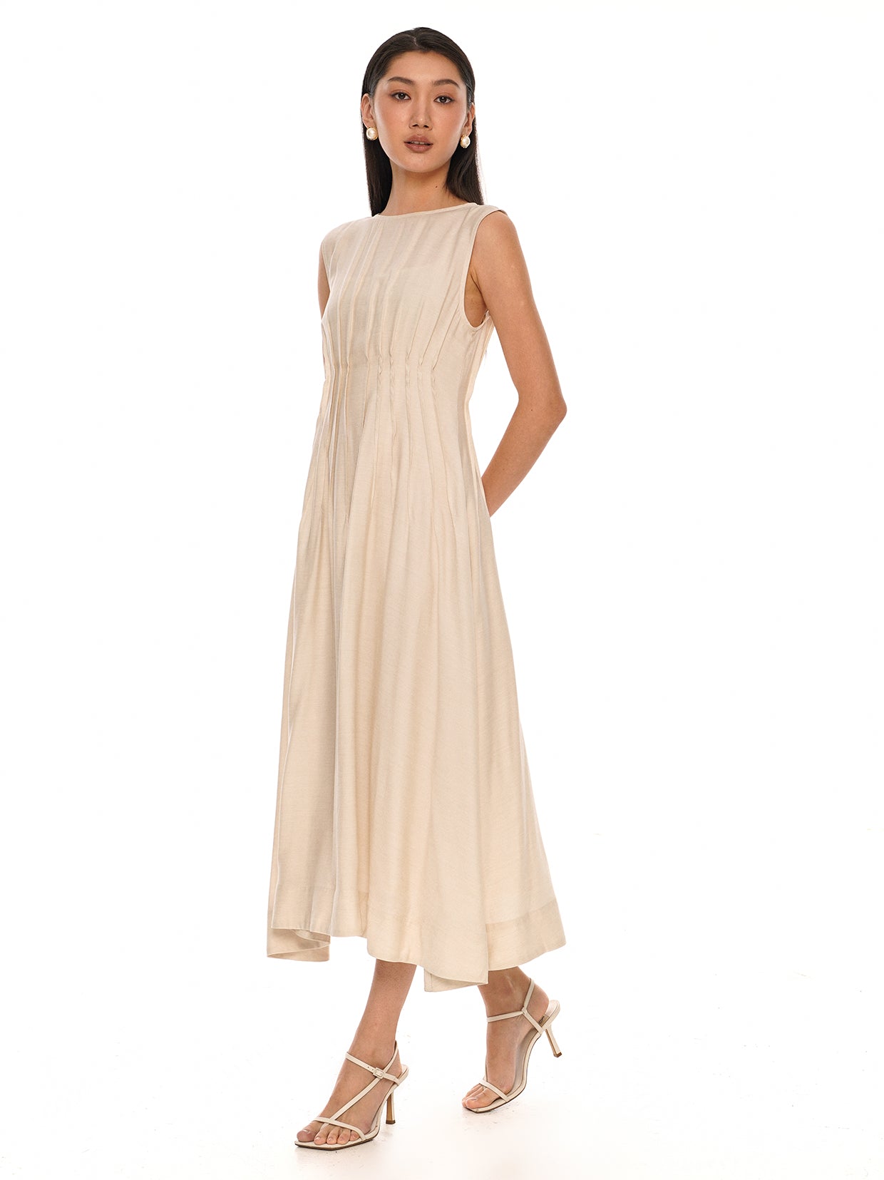 Sleeveless Pleated Maxi Dress