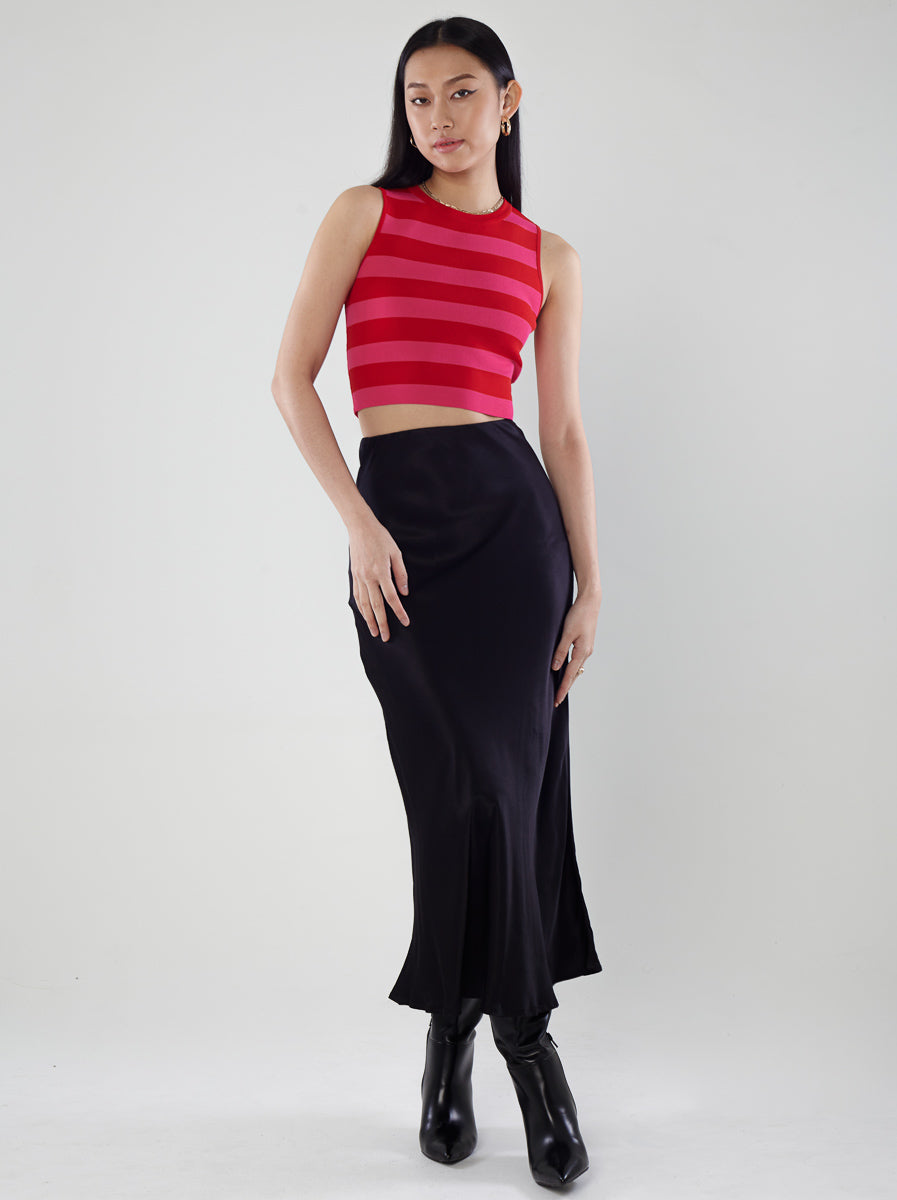 Sleeveless Round Neck Crop Top