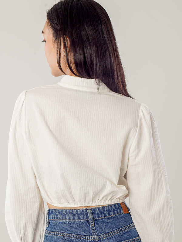 Button Detailed Crop Top