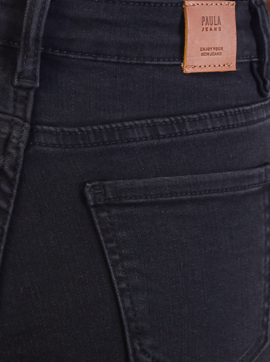 Mid-Rise Skinny Jeans - Black