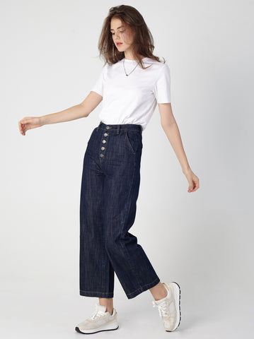 High Waisted Straight Cut Jeans