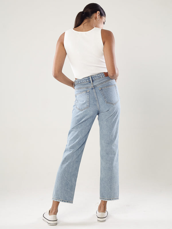 High-Rise Straight Cut Jeans - Light Blue