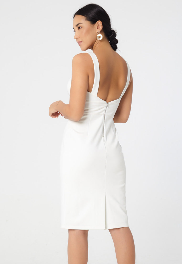 Sleeveless Dress with Cupping Details