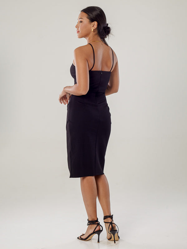 Halter Neckline Pleated Bodycon Dress