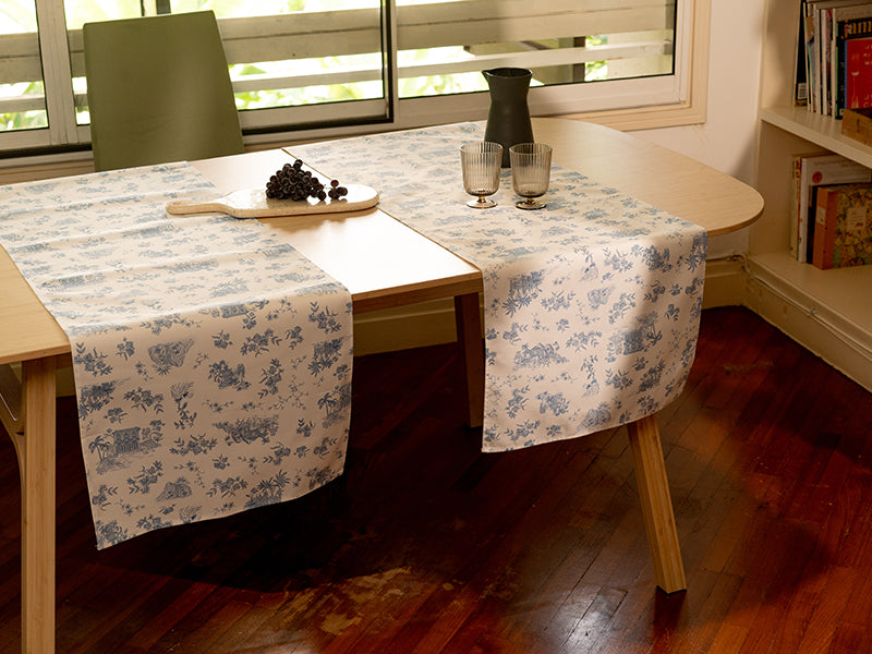 Malaysiana Table Runner