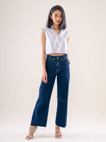 Collared Sleeveless Top