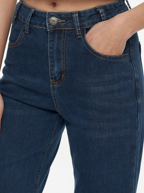 Straight Cut Jeans