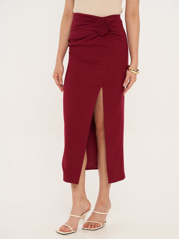 Side Slit Midi Skirt With Rose Detailed