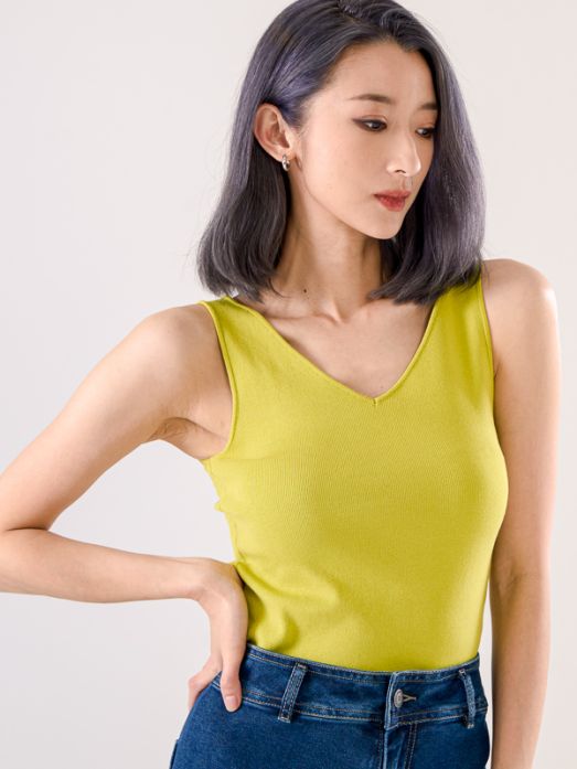 Sleeveless Knit Reversible Top