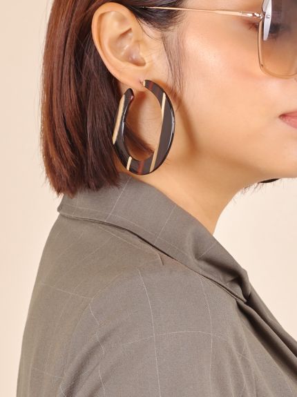 Hera Acrylic Hoop Earrings