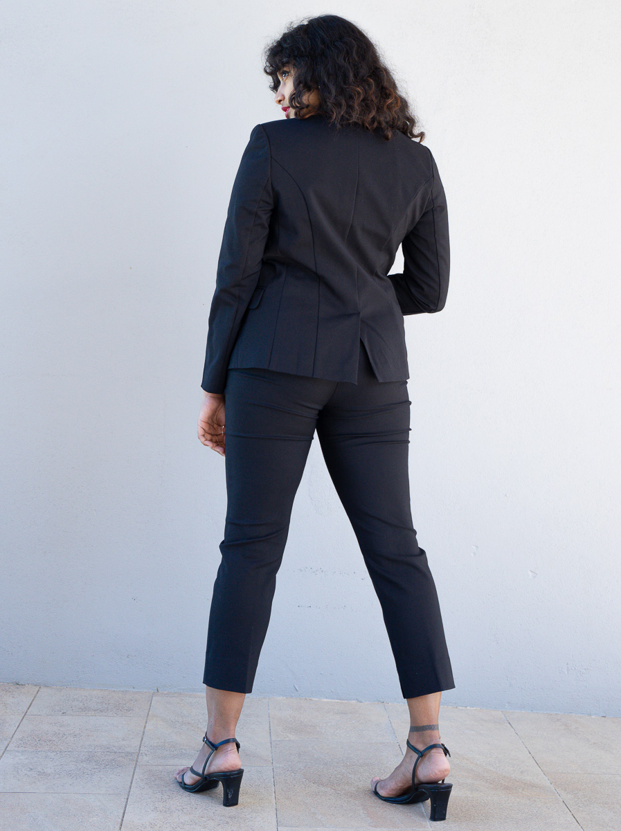 Power Suits Blazer-Black