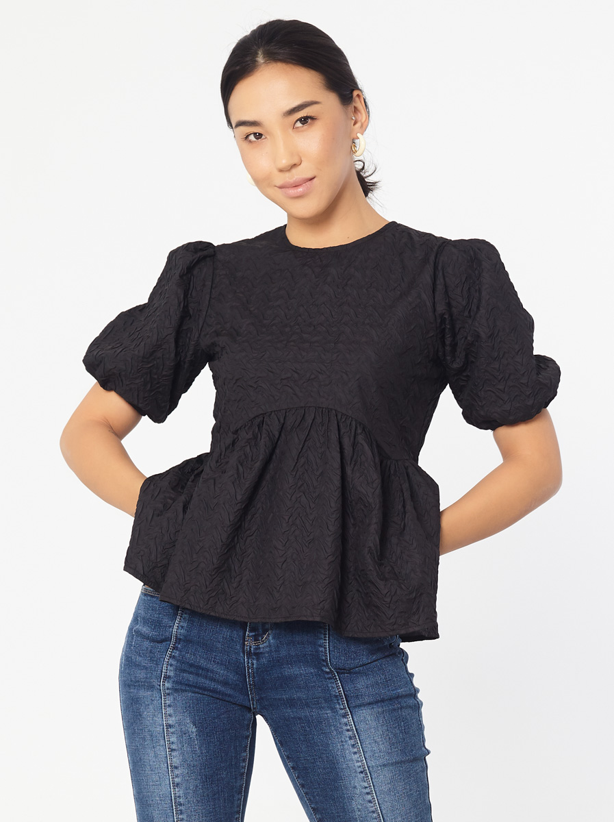 Round Neck Top with Puff Short Sleeves